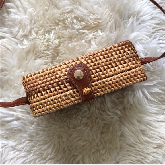 Rattan Crossbody Bali Bag - Picture 4 of 8